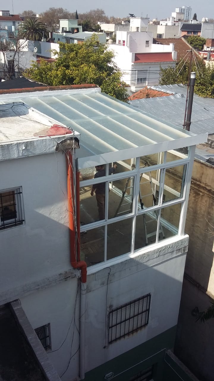 Ventanas de aluminio y puertas corredizas